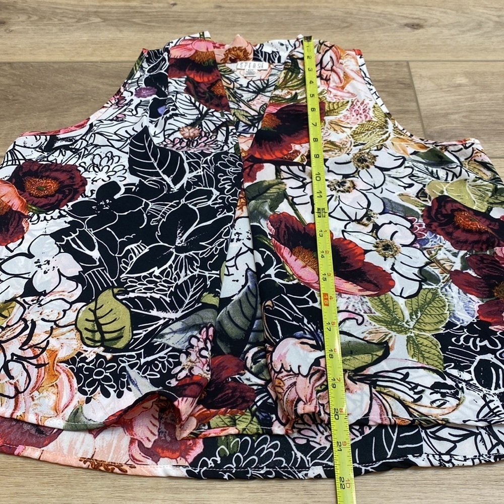 Spense Floral Print Shawl Collar Sleeveless Blouse - Picture 7 of 9